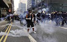 Аэроэкспрессы в Гонконге встали из-за демонстрантов