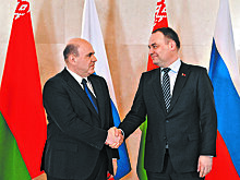 Россия и Беларусь договорились избавиться от доллара в расчетах