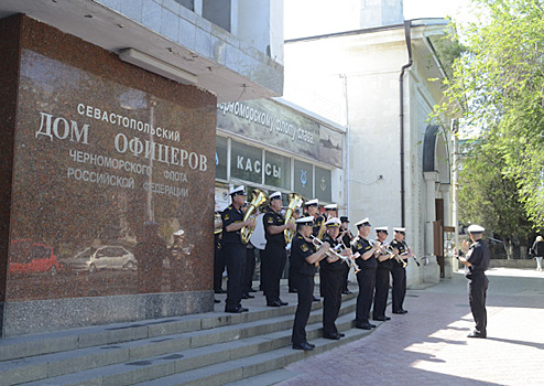 В Севастополе открыта выставка Русского географического общества