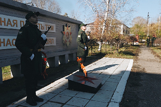 В Свободном открыли стелу воинам-железнодорожникам