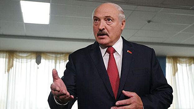 Лукашенко обрушился на «бесчинствующих молодчиков»