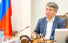 Глава Бурятии предложил взимать денежный сбор с туристов на Байкале