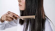 Невролог назвал способы остановить выпадение волос после COVID-19