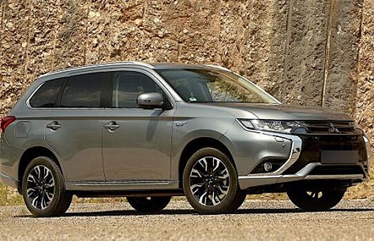 В России Mitsubishi Outlander будет доступен в новой комплектации