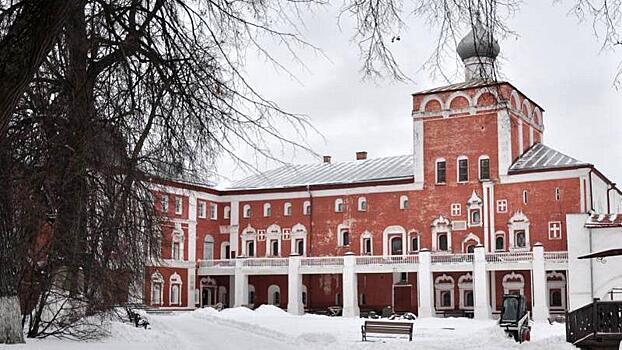 Стартовала запись на новогодние экскурсии в Вологодском кремле