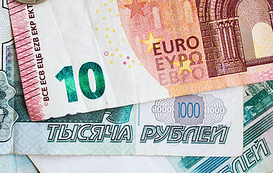 СМИ: финская таможня конфискует евро у россиян почти ежедневно