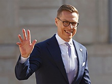 Стубб предложил посетить сауну, чтобы договориться о Гренландии с США