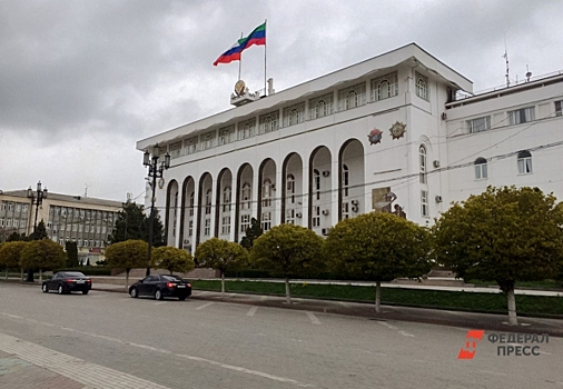 Главу Дагестана Меликова проверят в больнице: будет другой руководитель республики