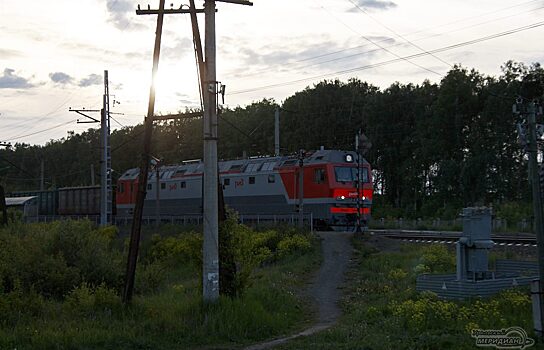 Поезд насмерть сбил пенсионерку в Екатеринбурге. Ей было 94 года