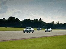 Top Gear устроил драг-рейсинг без рук