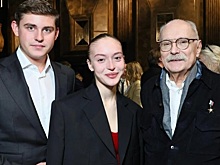 Внучка Никиты Михалкова Наташа впервые рассказала о правнуке режиссера: помогает вся семья