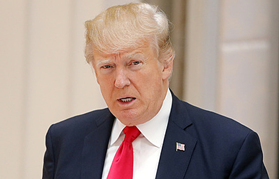 Трамп счел предательством причастность своего экс-соратника Бэннона к книге о Белом доме