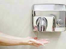 Врач Прокофьев: использование сушилки для рук может привести к инфекциям