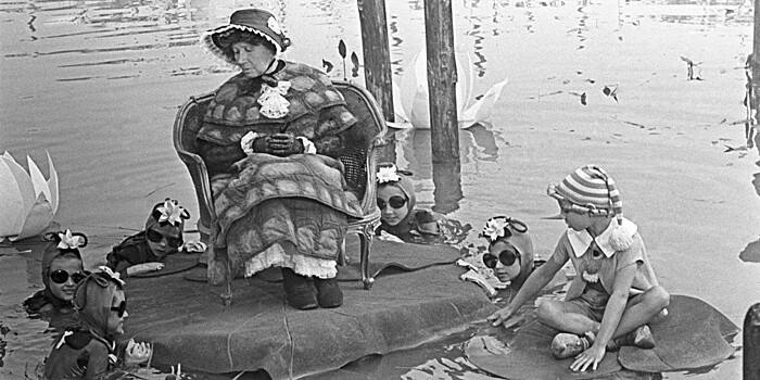 «Спать я вообще считала преступлением»: Рина Зеленая и ее удивительная судьба