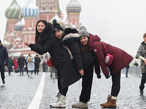 Китай возобновит выездной туризм в Россию с 6 февраля