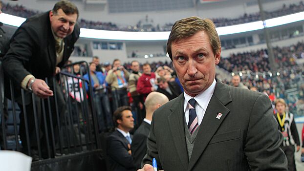 Как на родине «отменяют» великого хоккеиста