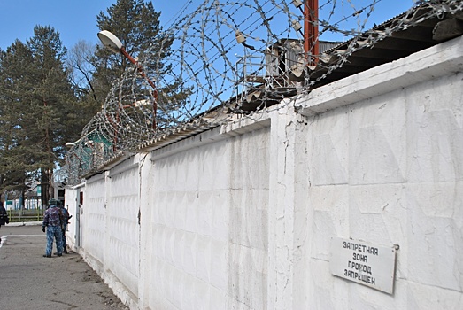 Власти хотят отправлять больше заключенных на работы