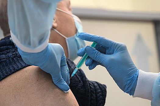 Москвичам назвали абсолютное противопоказание к вакцинации против COVID-19