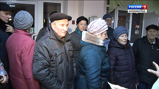 Жители Гусева пожаловались на неудобный график врачей в поликлинике