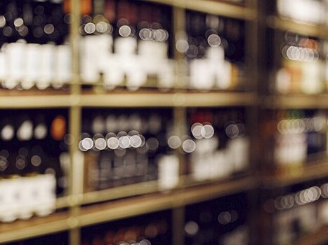 Эксперт Разаренова: распитие безалкогольного вина и пива грозит набором веса