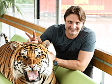 «Зачетные»: Эдгард Запашный и его 3-летний сын носят одинаковые футболки