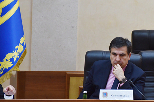 «Грузинский Остап Бендер»: Саакашвили с испорченным имиджем не нужен США