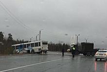 Гололед на трассе под Ноябрьском привел к авариям, пострадал ребенок