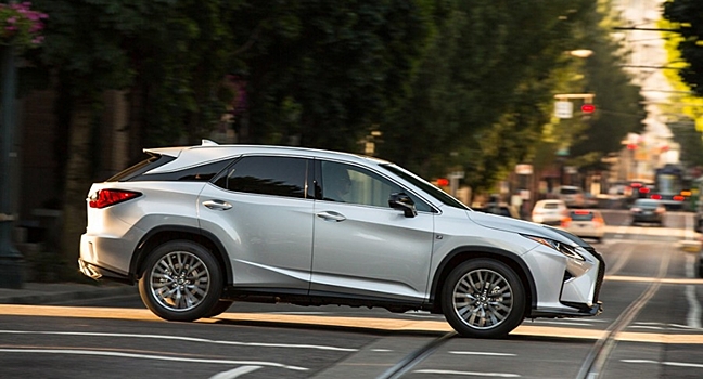 Новые Lexus RX уже появились на российском рынке