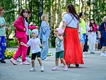 И снова дискотека под открытым небом!