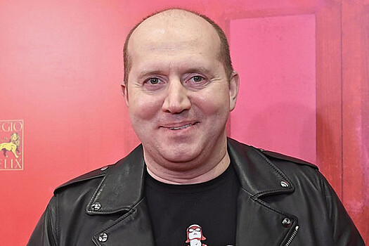 Комик Харламов поблагодарил Бурунова, который был регистратором его свадьбы