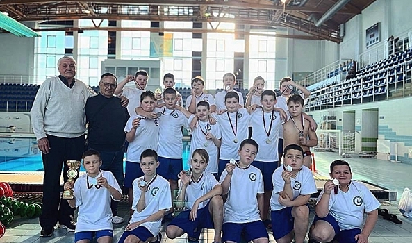 Юные ватерполисты из Волгограда стали вторыми на турнире в Астрахани