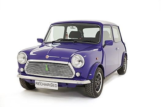 Пол Смит превратил классический Mini в электромобиль