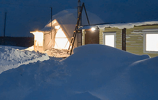 "Думала, как бы дожить до весны". Как на севере справляются с полярной ночью