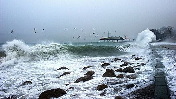 В Крыму из-за шторма затонули две яхты