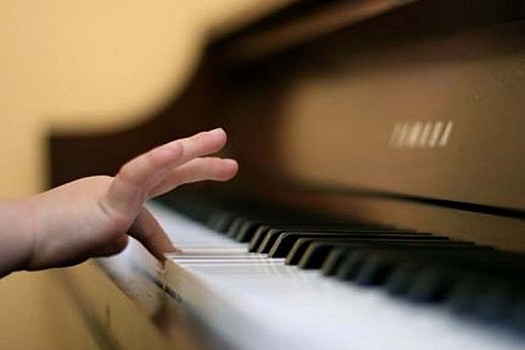 139 юных талантов сыграют на пианино в Астане