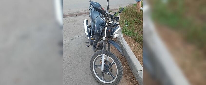 Подросток пострадал при столкновении автомобиля и мотоцикла в Удмуртии