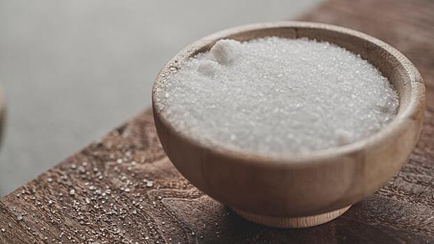 Диетолог назвала безопасное количество сахара в день