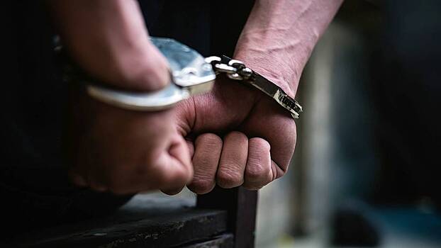 Житель Гибралтара 10 раз изнасиловал 15-летнюю девочку и был арестован