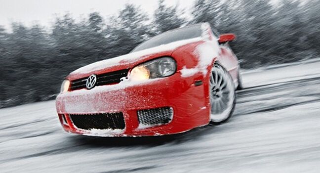 Как ездить по неочищенной дороге, чтобы не уйти в занос