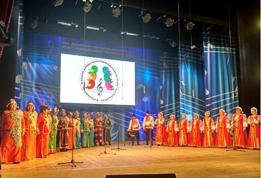 Ямальские бабушки всех очаровали на «Поединке хоров»