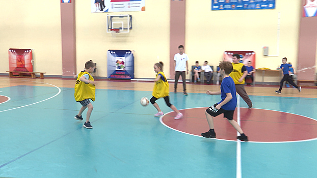 В Калининградской области стартовал турнир по мини-футболу для школьников