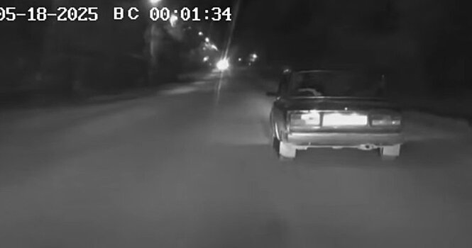 В Удмуртии полицейские открыли огонь по уходящей от погони машине с пьяными подростками