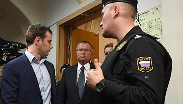 Улюкаев в суде нашел у себя атеросклероз и гипертонию