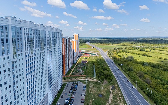 "Зеленый сад" устанавливает в ЖК особые панорамные окна