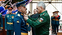 Летчик Карамышев получил «Золотую Звезду» за спасение 50 российских бойцов