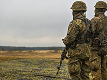 Экс-премьер Украины заявил, что Польша планирует забрать часть украинских земель