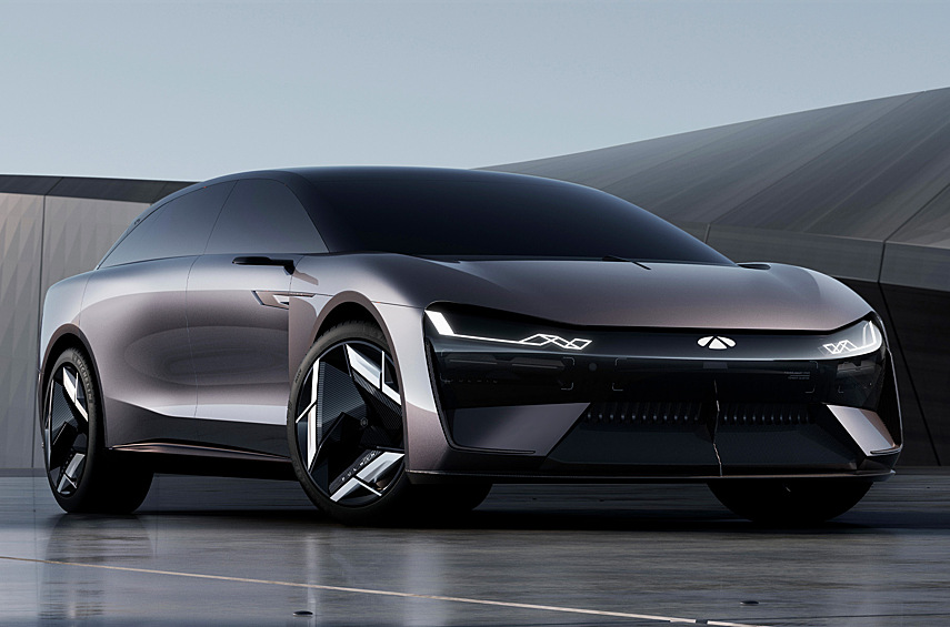 Chery Hunting Wind (Fulwin LieFeng). Китайская компания представила электроуниверсал с твердотельным 800-вольтовым аккумулятором, обеспечивающим до 1,5 тысячи километров пробега без подзарядки. На ускорение до ста требуется лишь три секунды, максимальная скорость достигает 260 километров в час.