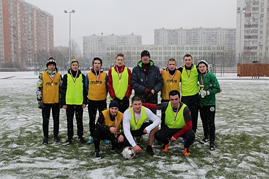 Команда «Вешняки» победила в футбольном турнире