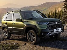 Хороши для бездорожья: 4 правильных внедорожника с «запаской» на задней двери