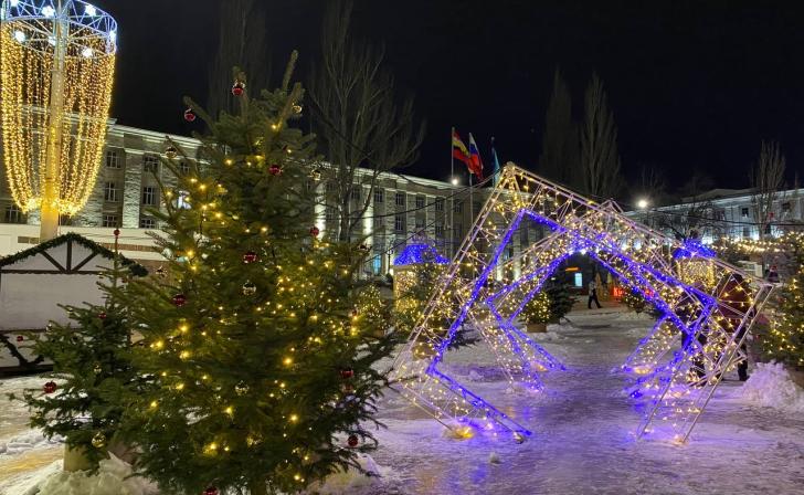 Экотакси проедет по Курску и примет новогодние деревья